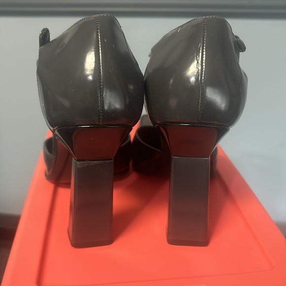 Prada late 90’s ankle strap heel - Picture 3 of 5